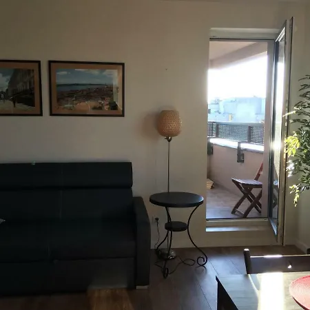 Apartament Widokowy Lotnicza Apartment *